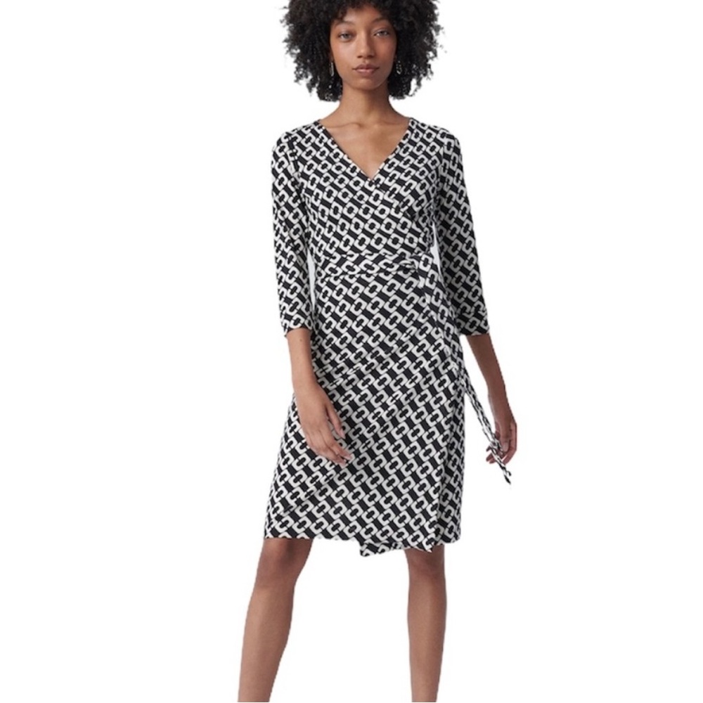 Diane Von Furstenberg “New Julian Two Mini” Blue/White Wrap Dress Size 2 - Picture 3 of 14